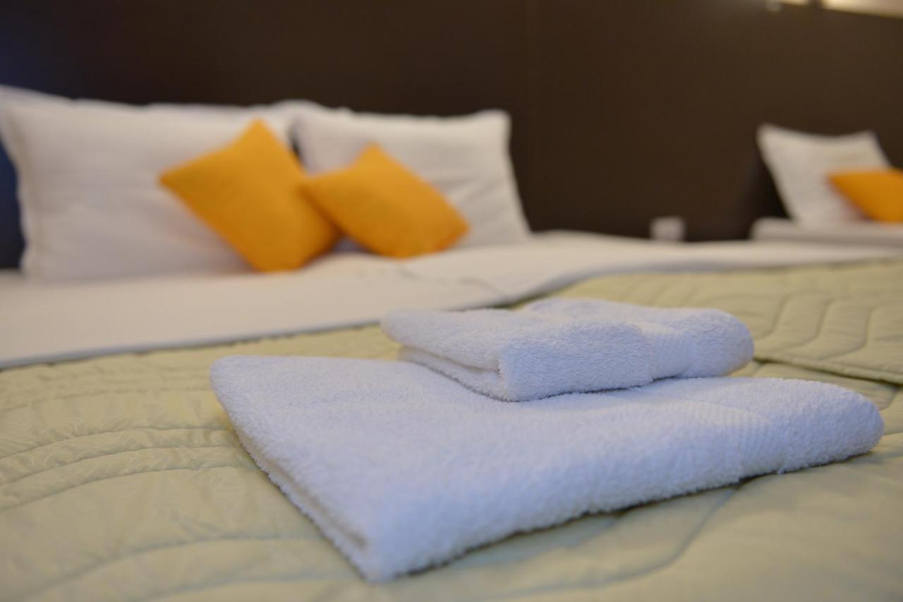 Apartmani Tomic Kladovo Luaran gambar